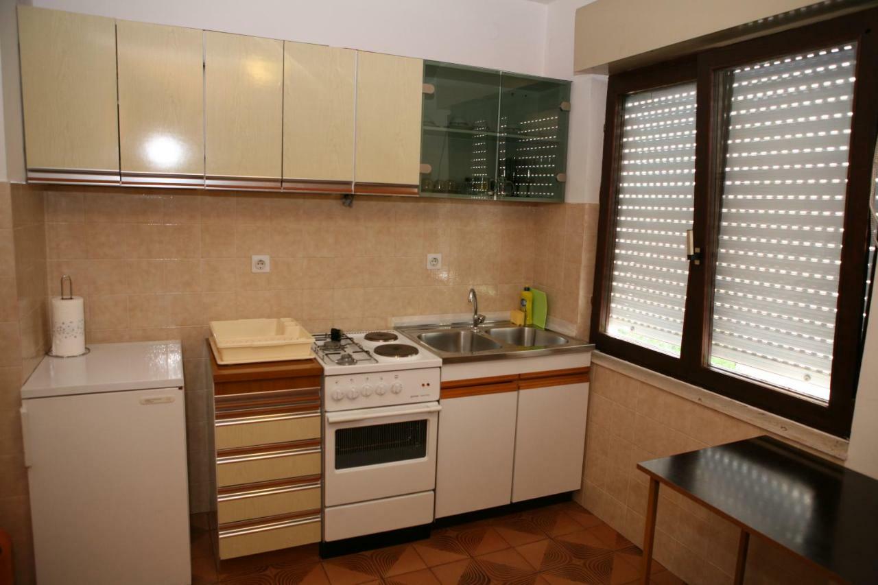 Rooms And Apartments Kurtovic Donji Seget Exterior foto