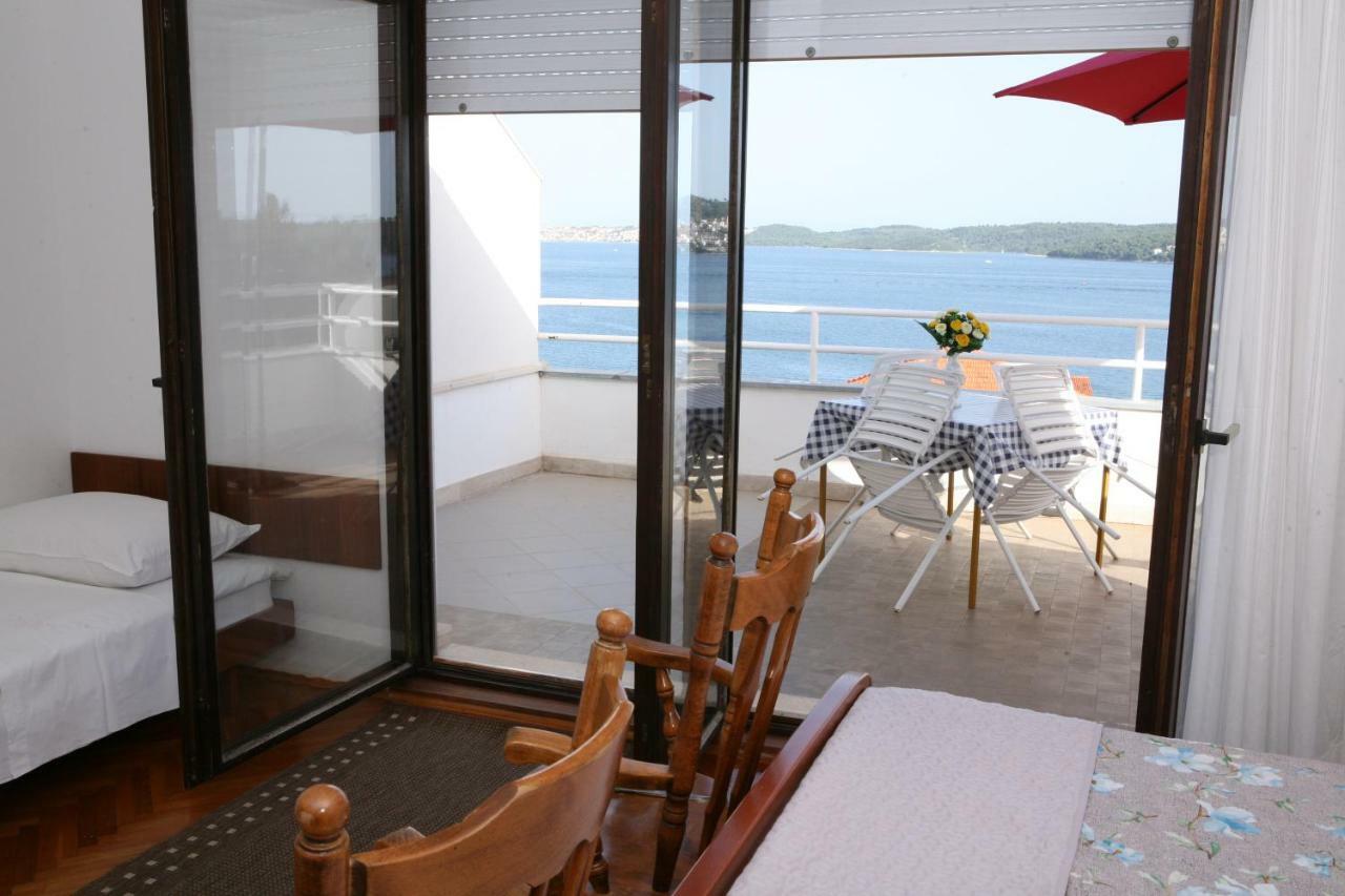 Rooms And Apartments Kurtovic Donji Seget Exterior foto